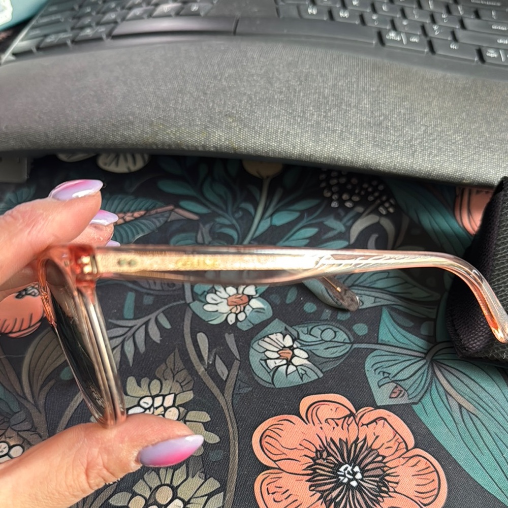Celine Pink Sunglasses - Picture 4 of 10